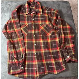 Vintage Men's Med (15-15 1/2") 100% Cotton Brown Red Flannel Kingsport
